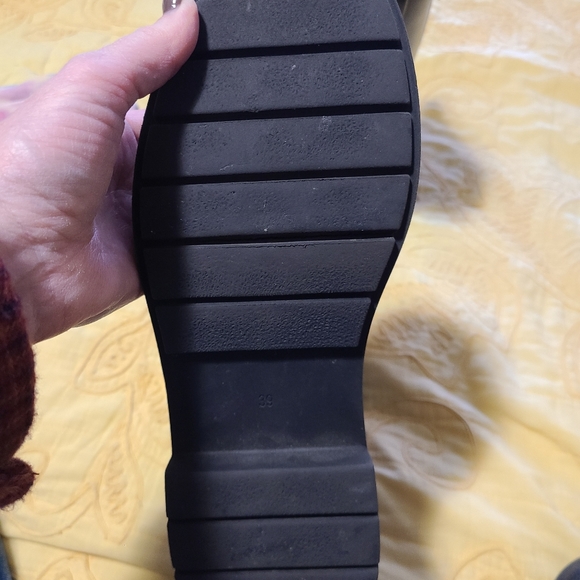 H&M SZ 8/39 Combat Boots - Picture 4 of 4